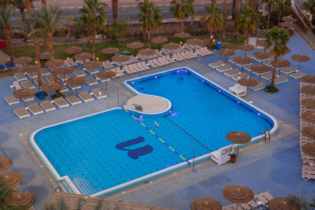 U Coral Club